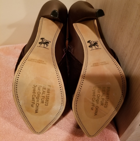 Boots - Picture 3 of 7